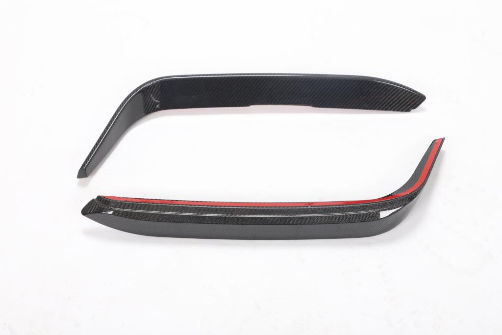 Alfa_Romeo_Giulia_952_Sport_2015-2021_Carbon_Fiber_Fog_Light_Covers__ahacarbon