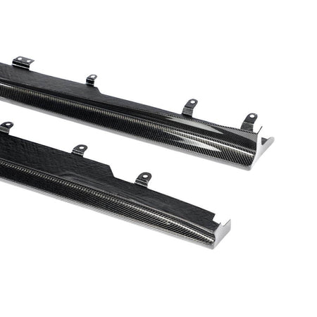 CarbonFiberSideSkirtsforBMWG05X5 LCIM-Sport2023-2024
www.ahacarbon.com