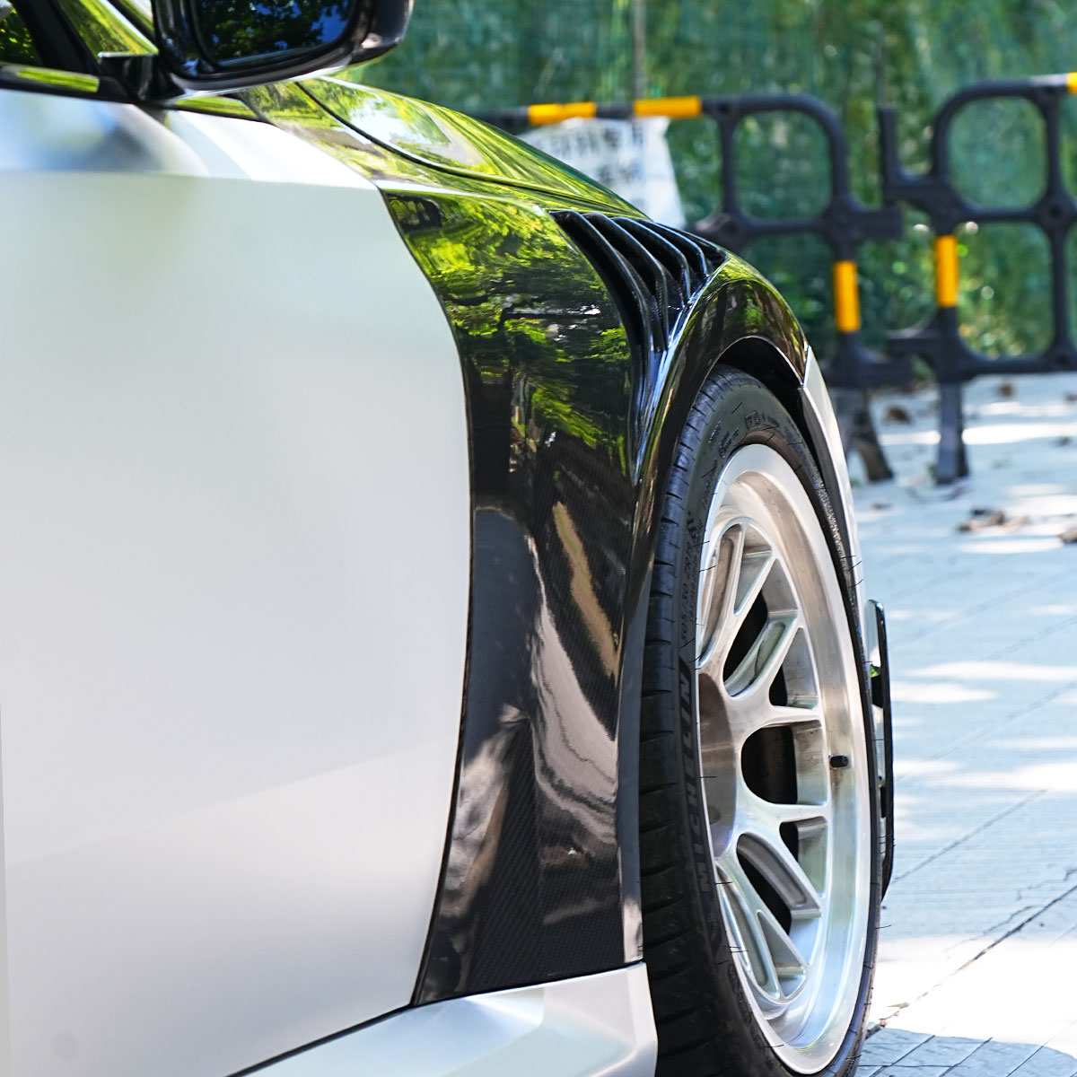 Dry Carbon Fiber Side Air Fender Vents for BMW M2 G87 2023+ - www.ahacarbon.com