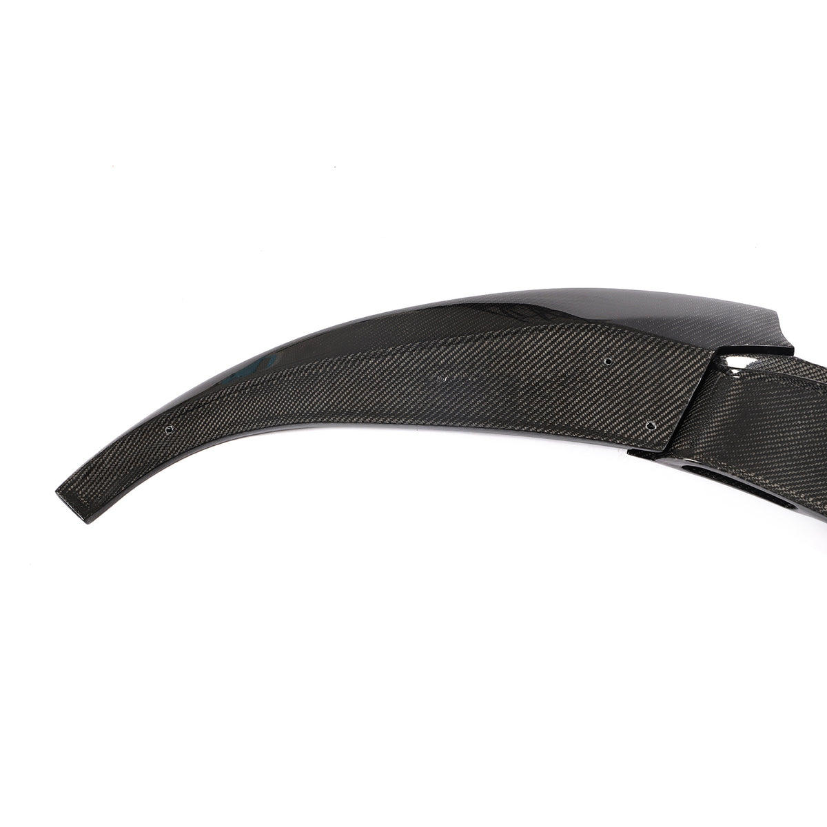 BMW M6 front lip gloss carbon fiber weave detail