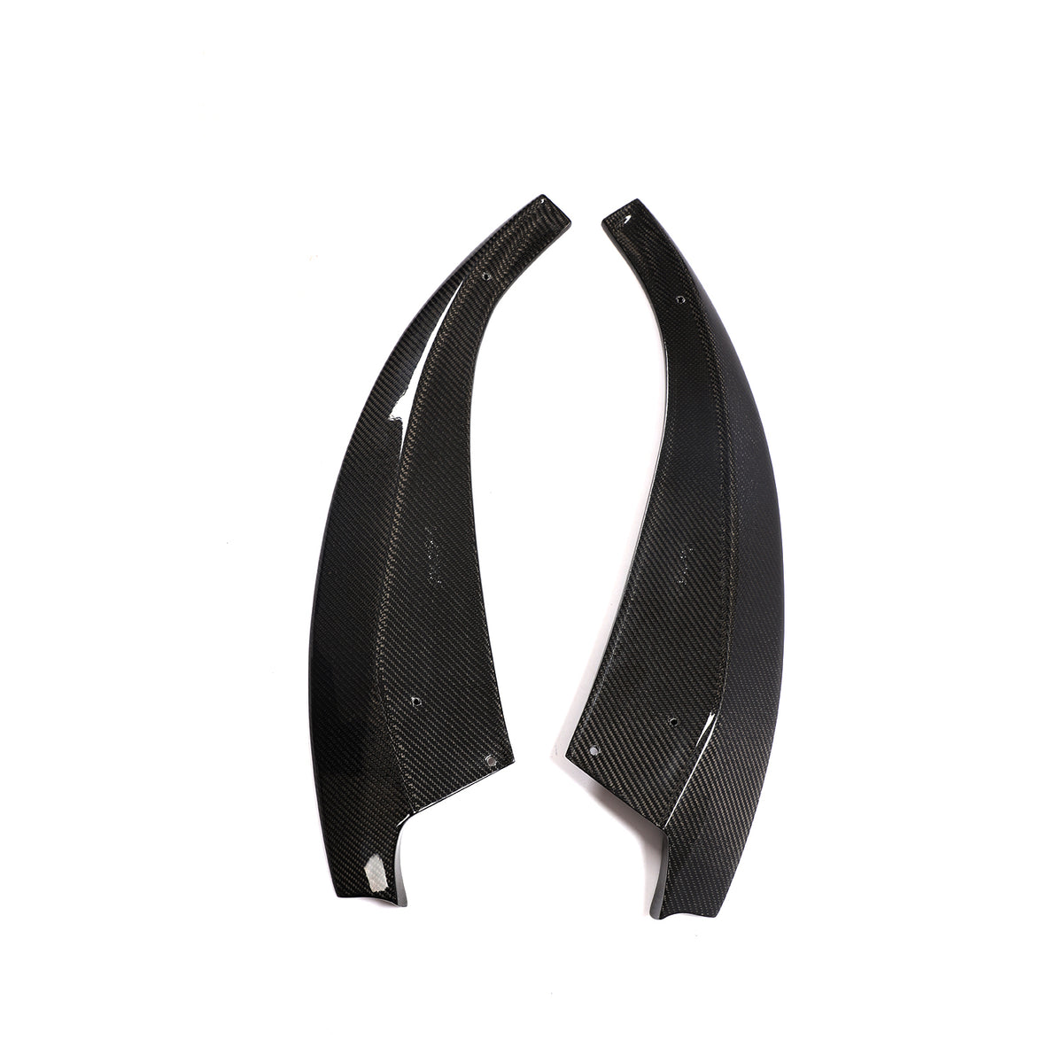 BMW M6 V-style rear diffuser back side mounting structure