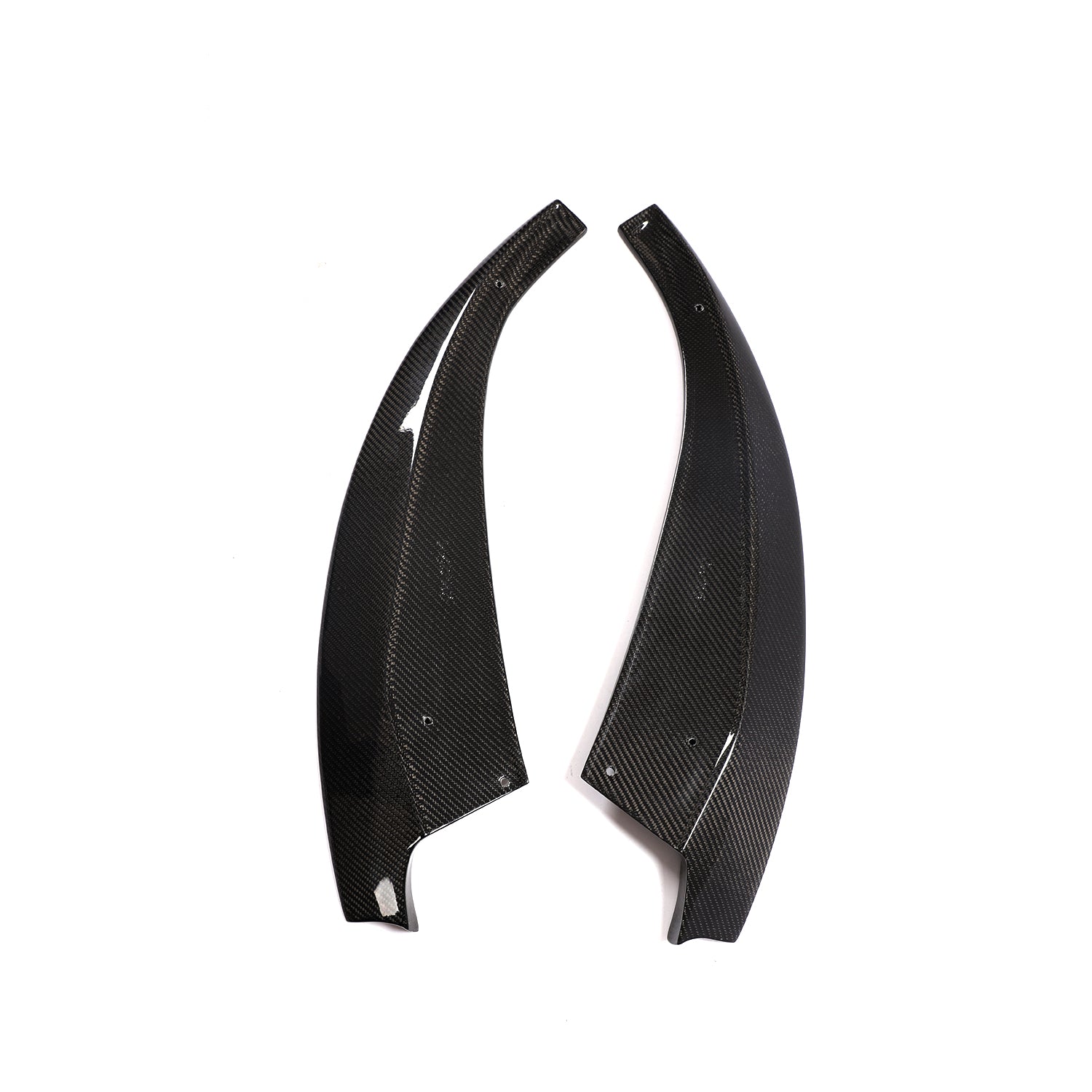 BMW M6 V-style rear diffuser back side mounting structure
