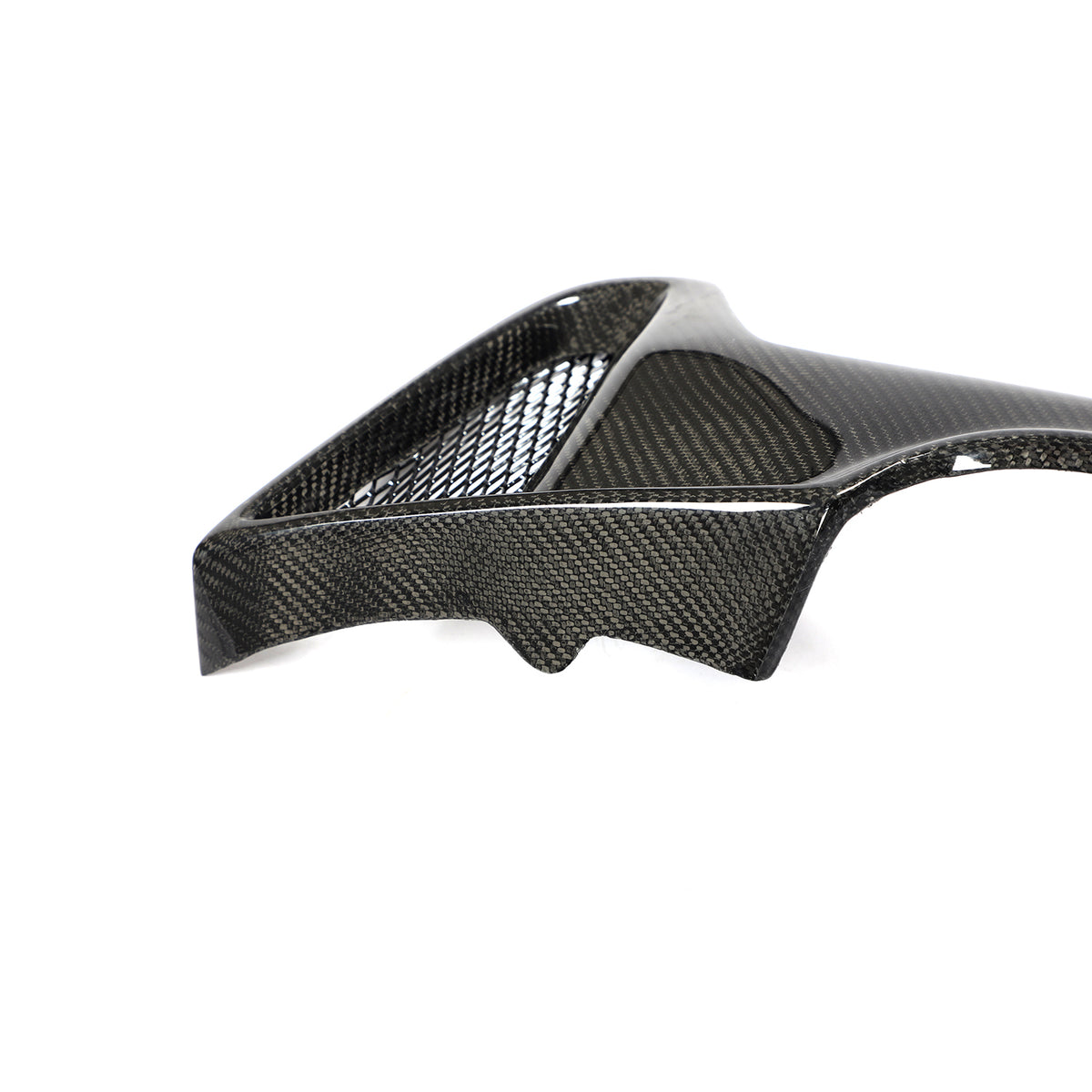 BMW F32 F33 F36 rear diffuser exhaust outlet opening detail