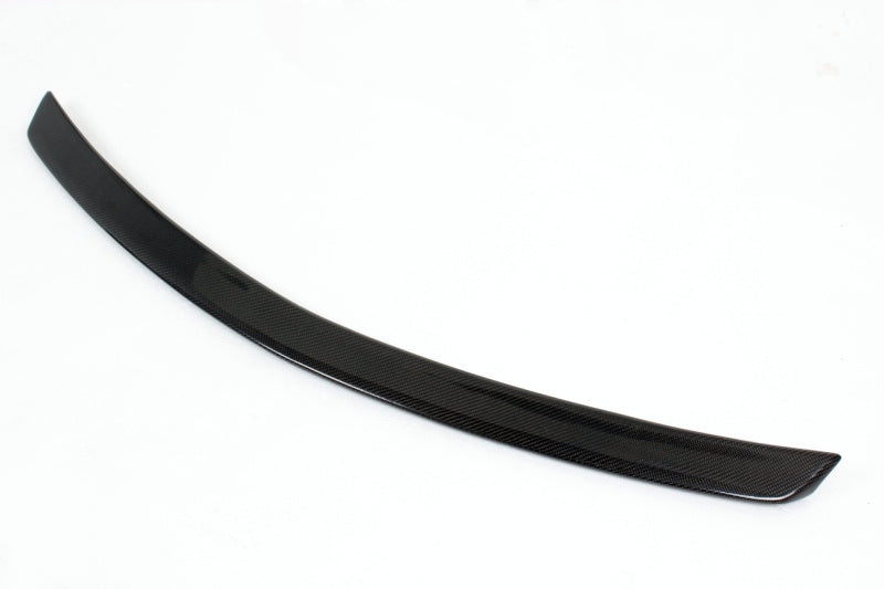 Mercedes W204 carbon fiber rear spoiler side profile detail