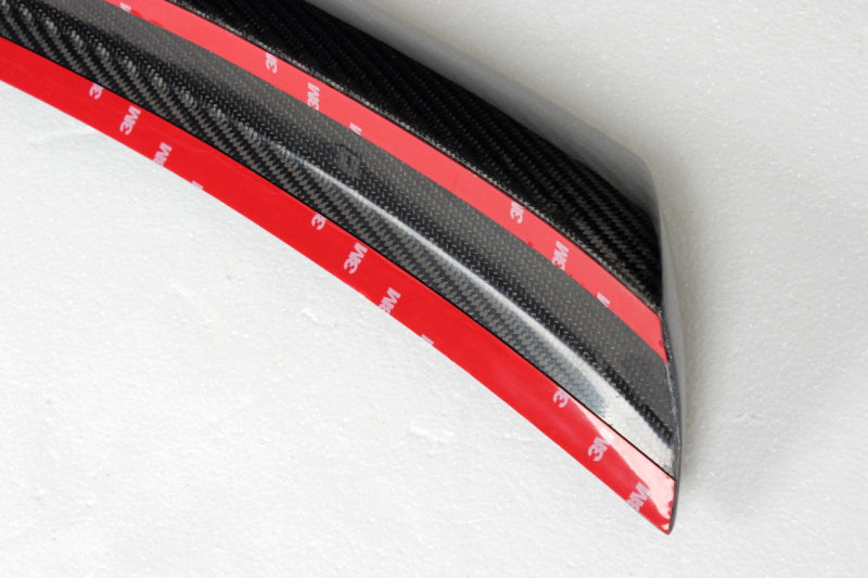 Mercedes-Benz C-Class W204 rear spoiler tape detail