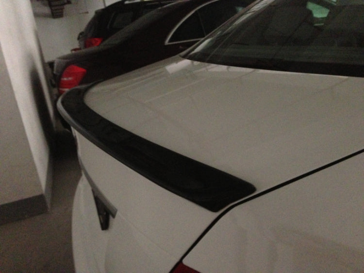 Mercedes W204 carbon fiber trunk spoiler mounting position detail