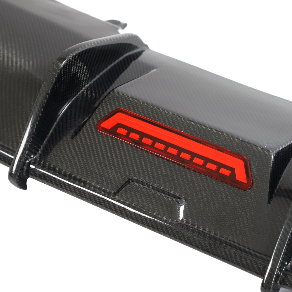 Audi A4 B9 carbon fiber rear diffuser red center light detail