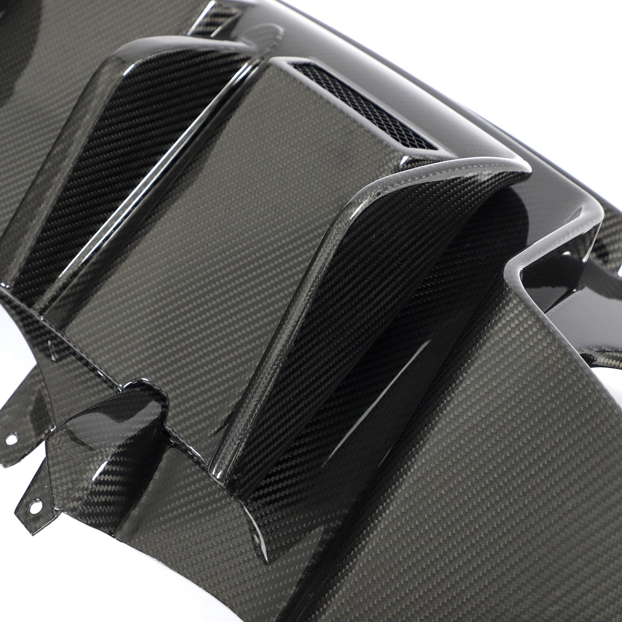 Audi R8 prepreg carbon rear diffuser corner weave and surface detail
