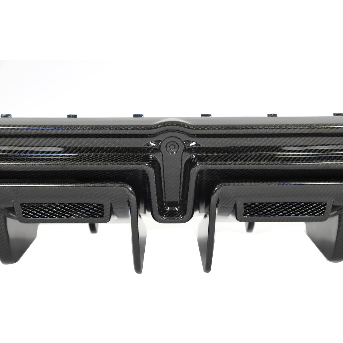 Audi R8 rear bumper diffuser center fin and lower edge detail