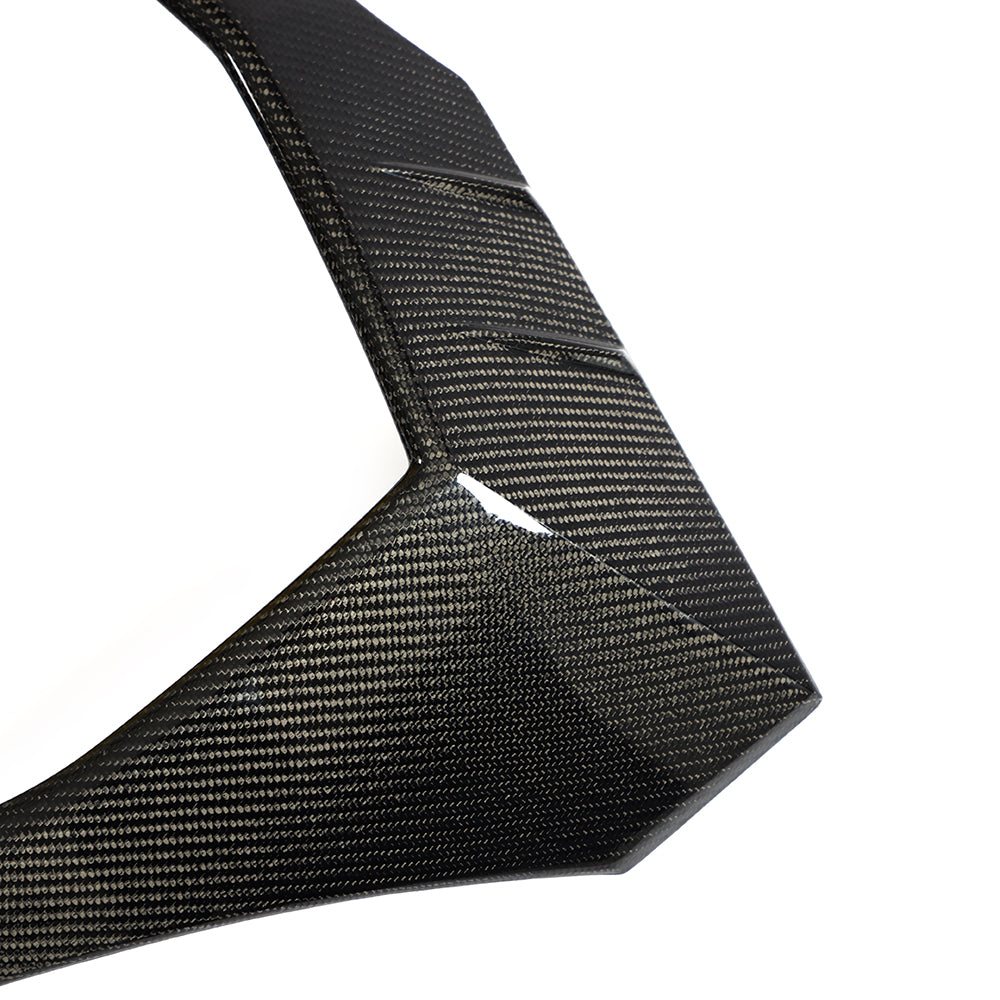 Audi RS Q8 dry carbon fiber grille frame lower corner detail