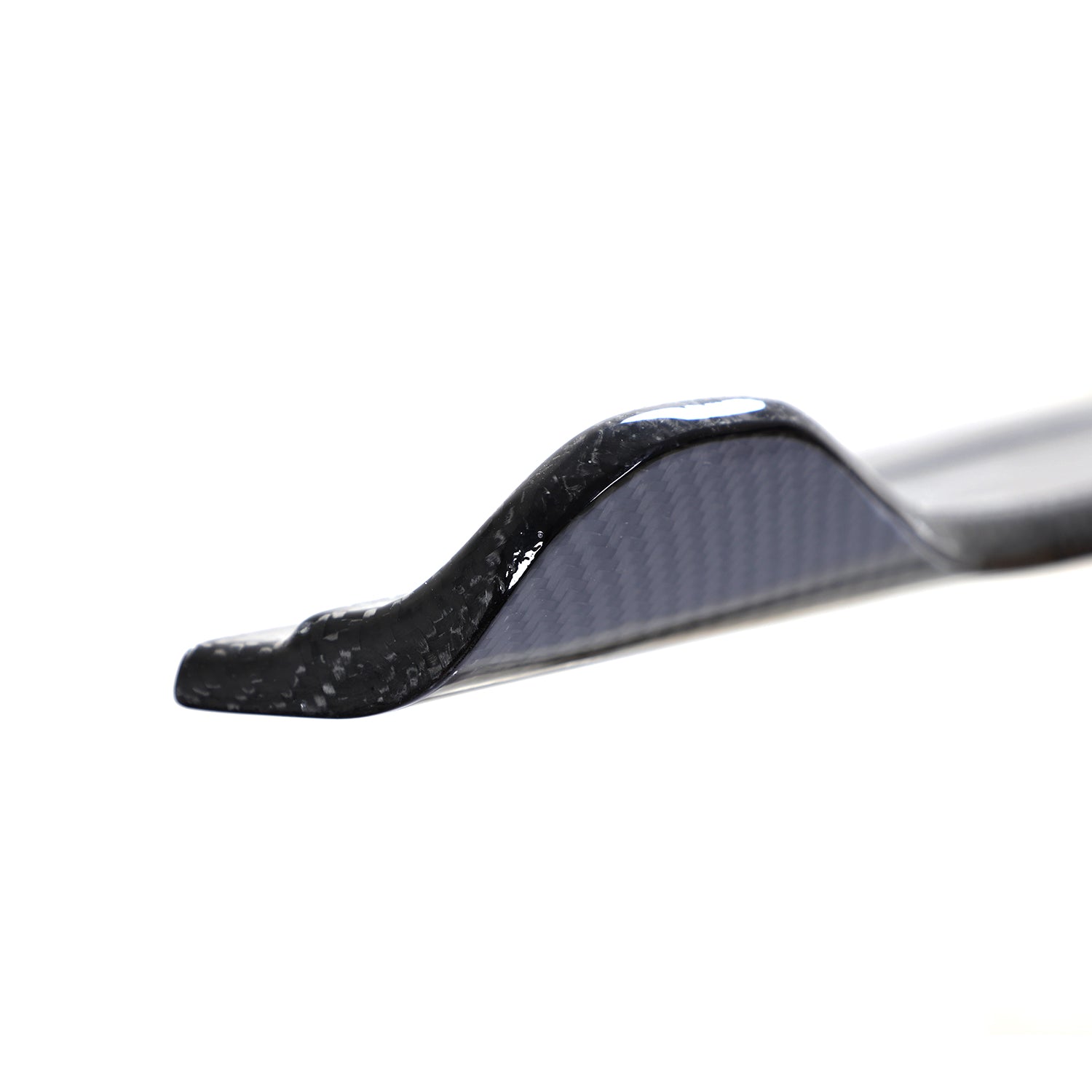 Side profile of the raised molded end on the Audi S3 8Y carbon fiber side skirt extension