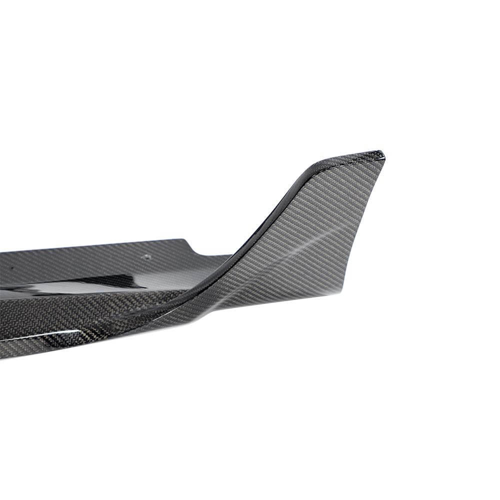 Audi S5 side skirt extension rear winglet and molded edge detail