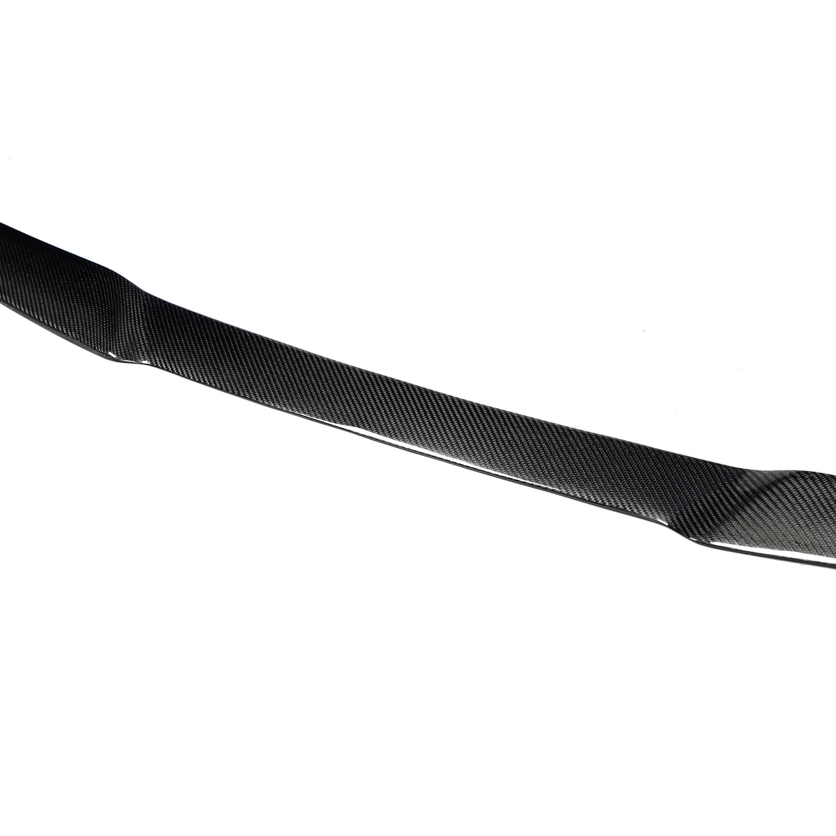 BMW F95 rear trunk spoiler center contour and carbon fiber surface