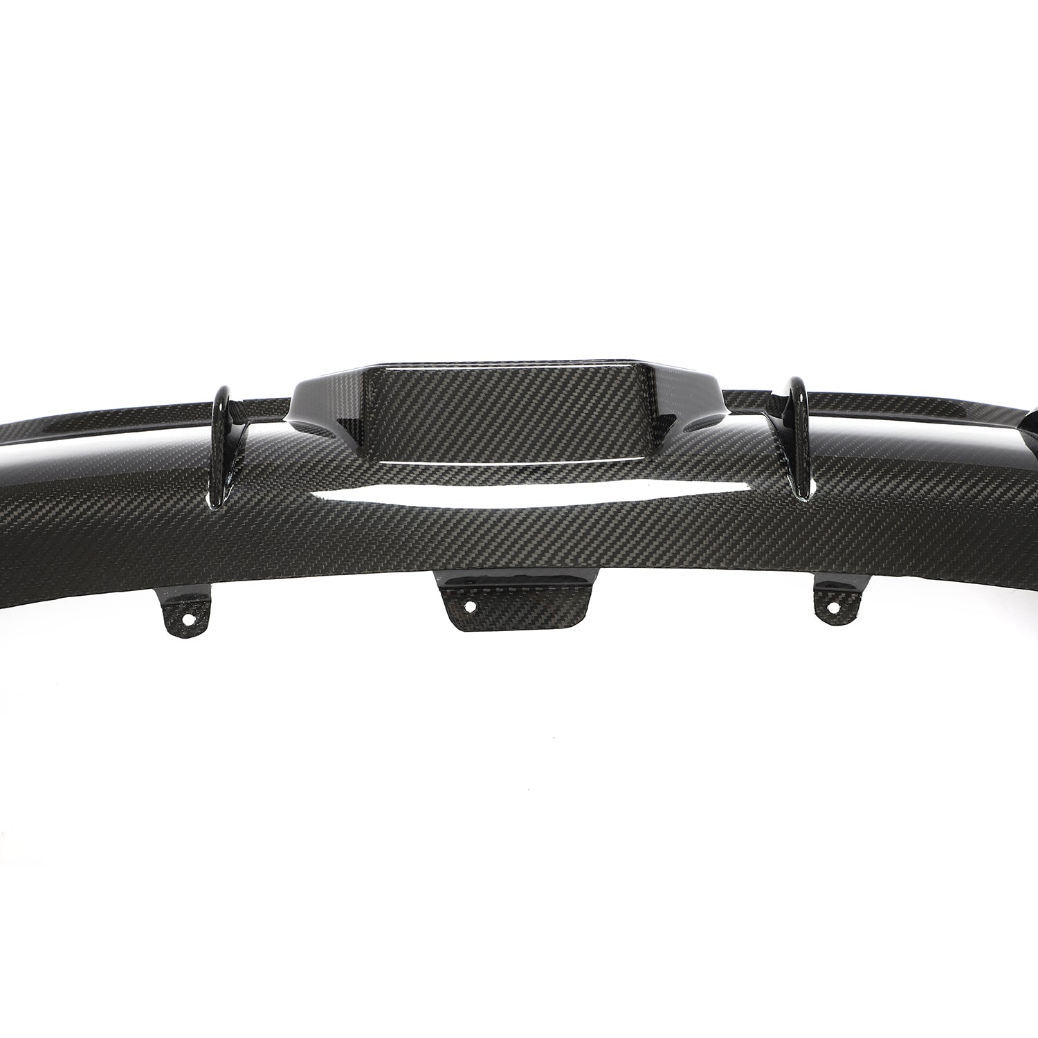 BMW M850i rear bumper diffuser mounting point detail