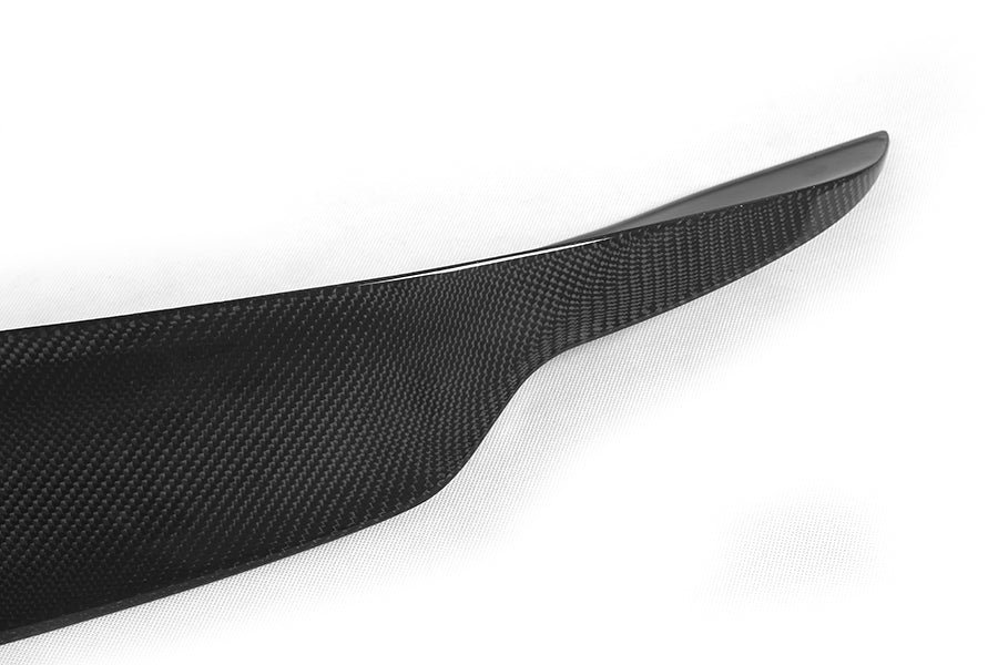 Infiniti G37 Q60 carbon fiber trunk spoiler edge detail