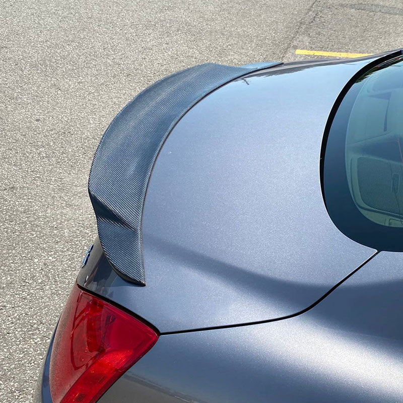 Infiniti G37 Q60 rear trunk spoiler trunk lid fitment detail