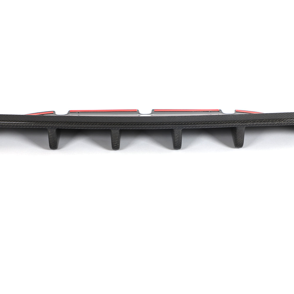 Kia Stinger carbon fiber rear diffuser center fin detail