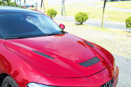 Alfa Romeo Giulia carbon fiber engine bonnet installed front view