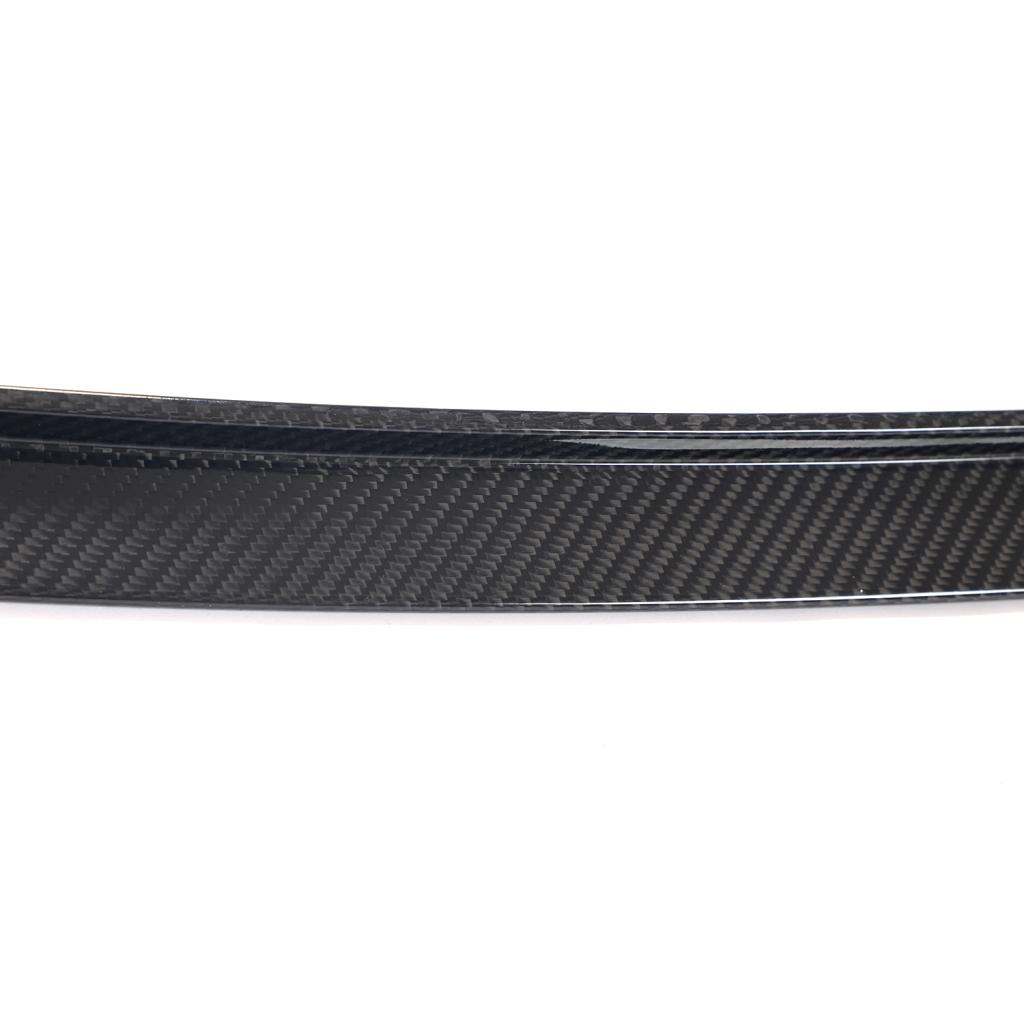 Porsche Panamera 971 trunk spoiler edge finish detail