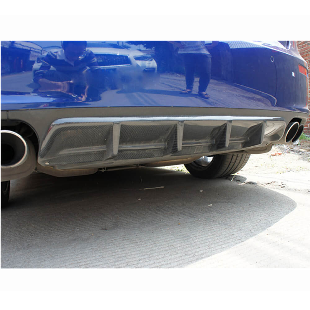 For Maserati Ghibli S Q4 Sedan 14-17 Carbon Fiber Rear Bumper Diffuser Body Kit-Ahacarbon